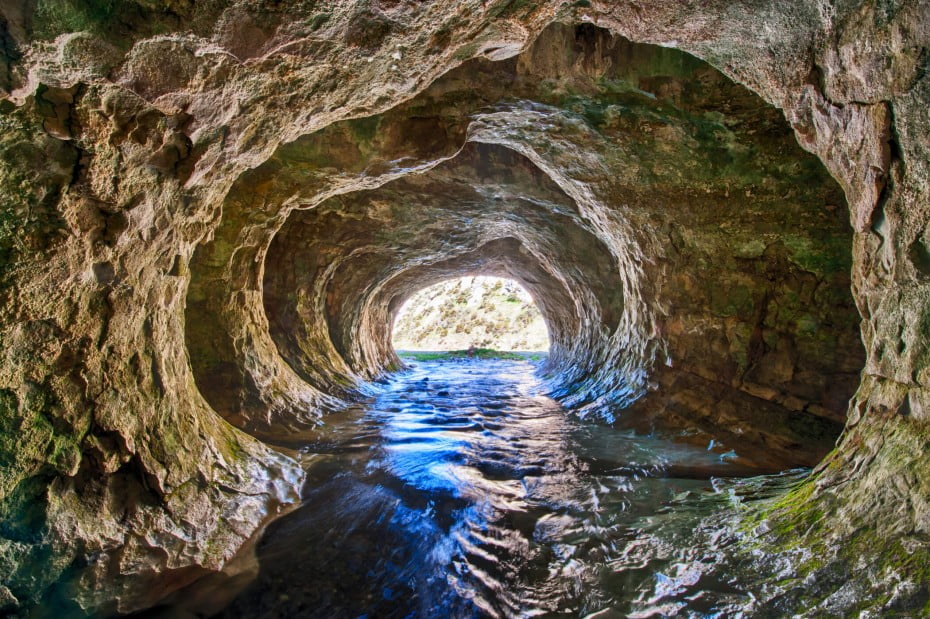 Cave Stream scenic reserve near Arthur's Pass on New Zealand's South Island