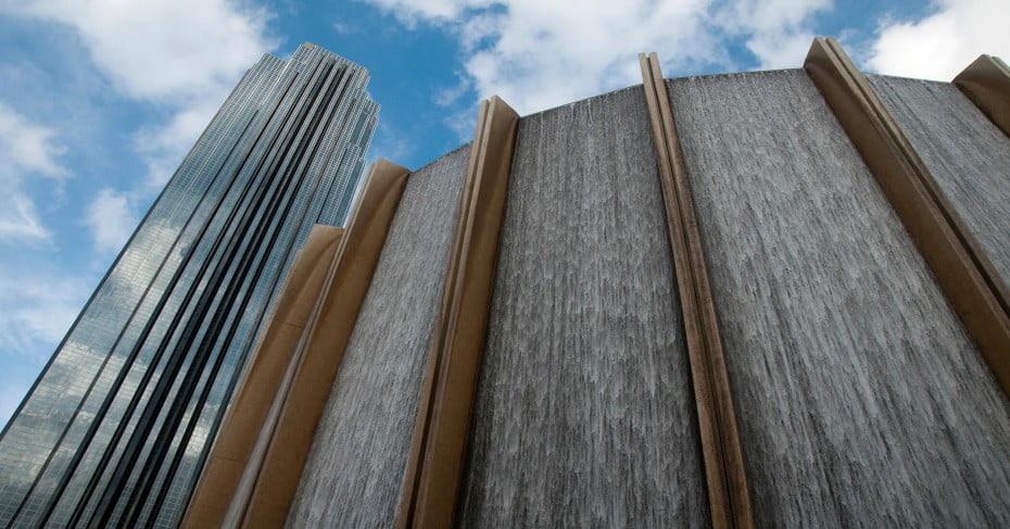 Skyscraper in the background of the Houston Water Wall, USA. 